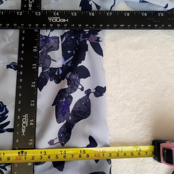 Candies Blue Floral Hi Lo Button‎ Up Roll Tab Sleeves Flowercore Bloomcore XS - Picture 6 of 7